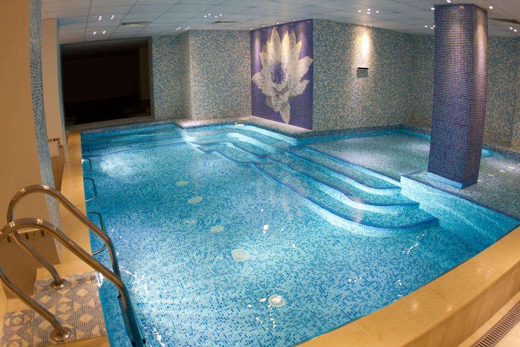 Hotel Balneo Comlex Medica Narechen Narechenski Bani Exteriér fotografie