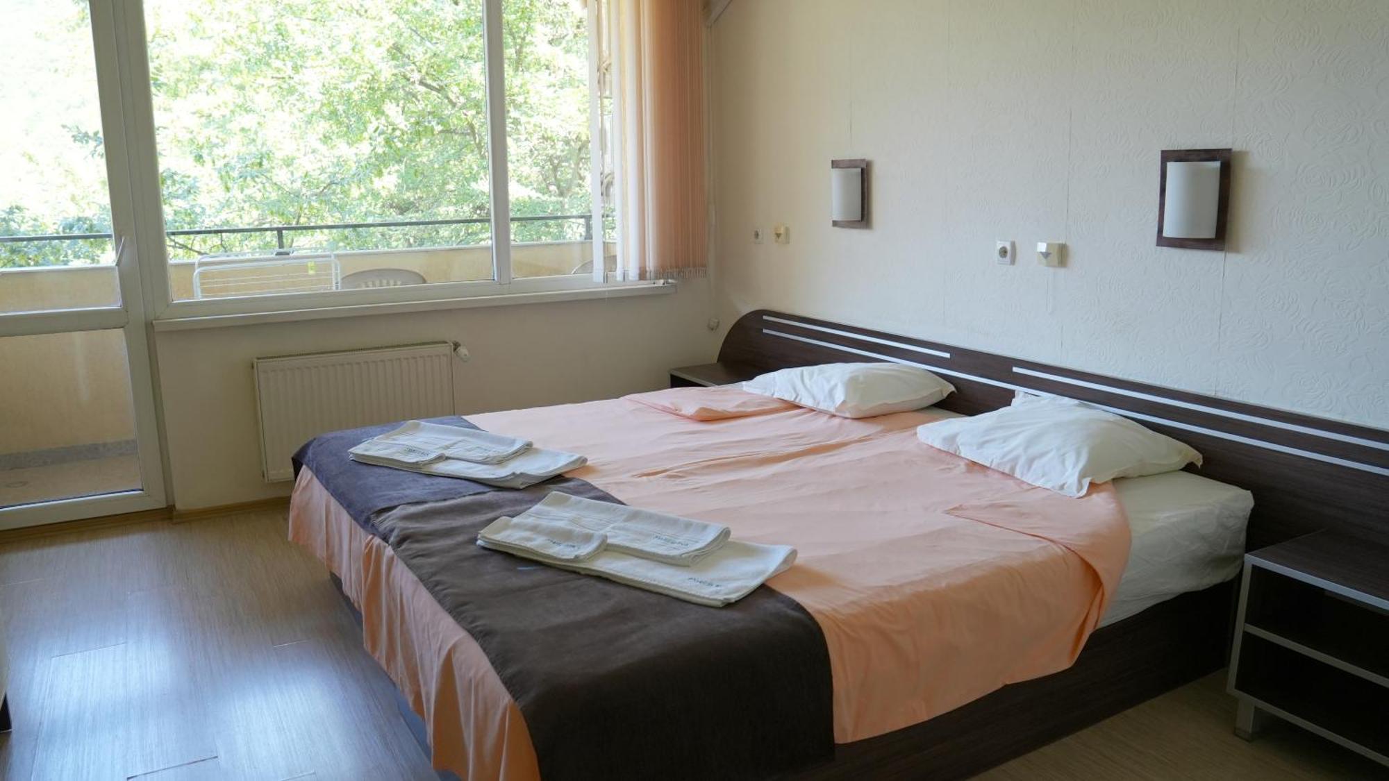 Hotel Balneo Comlex Medica Narechen Narechenski Bani Exteriér fotografie